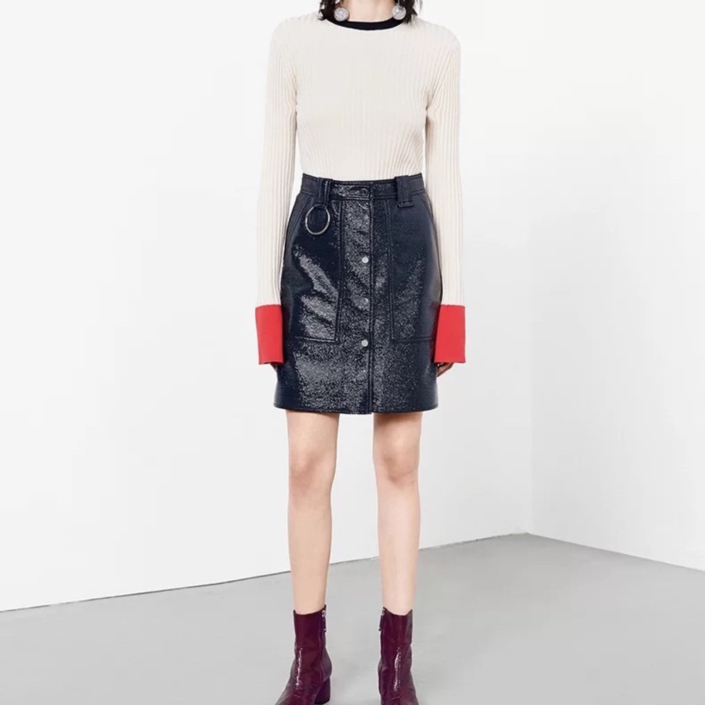 Edition10 Contrast Colored Bell Sleeved Sweater - Picture 1 of 8